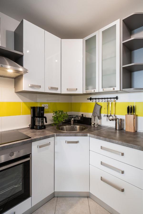 Downtown Apartments Dorian And Nadia Opatija Buitenkant foto