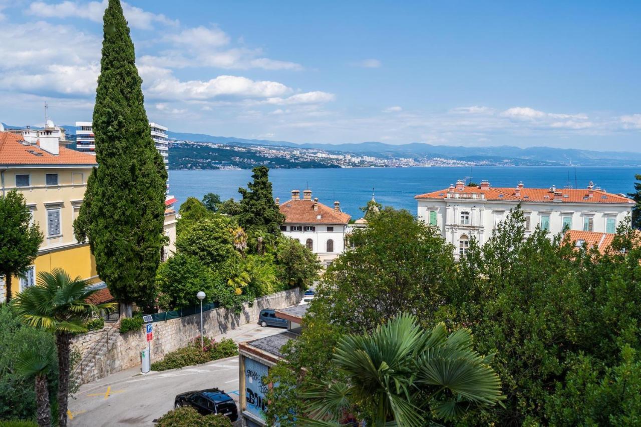 Downtown Apartments Dorian And Nadia Opatija Buitenkant foto