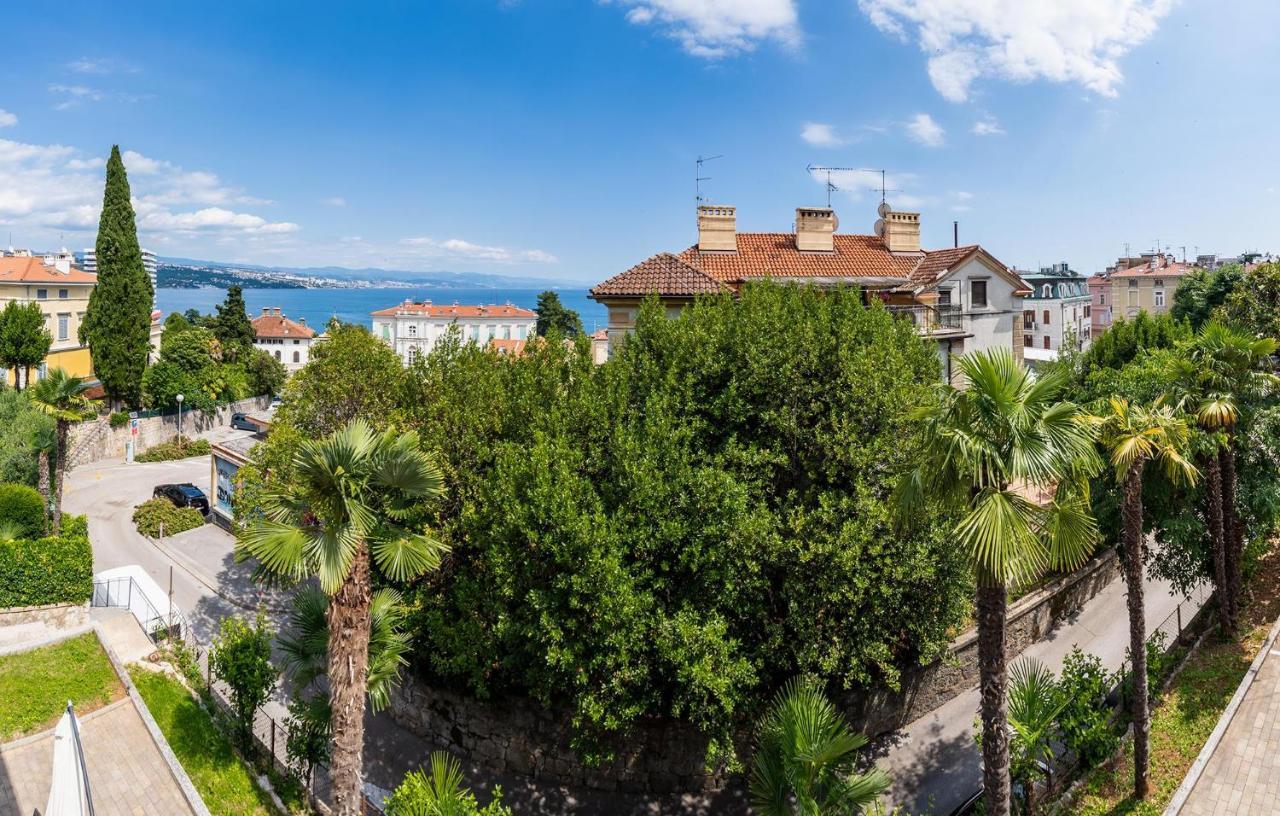 Downtown Apartments Dorian And Nadia Opatija Buitenkant foto